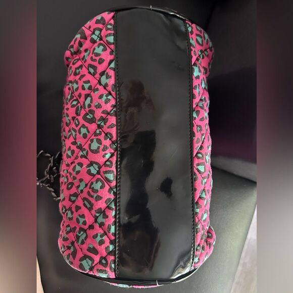 Betseyville Vintage Betsey Johnson Pink Cheetah Quilted Barrel Purse Habdbag - Picture 9 of 12